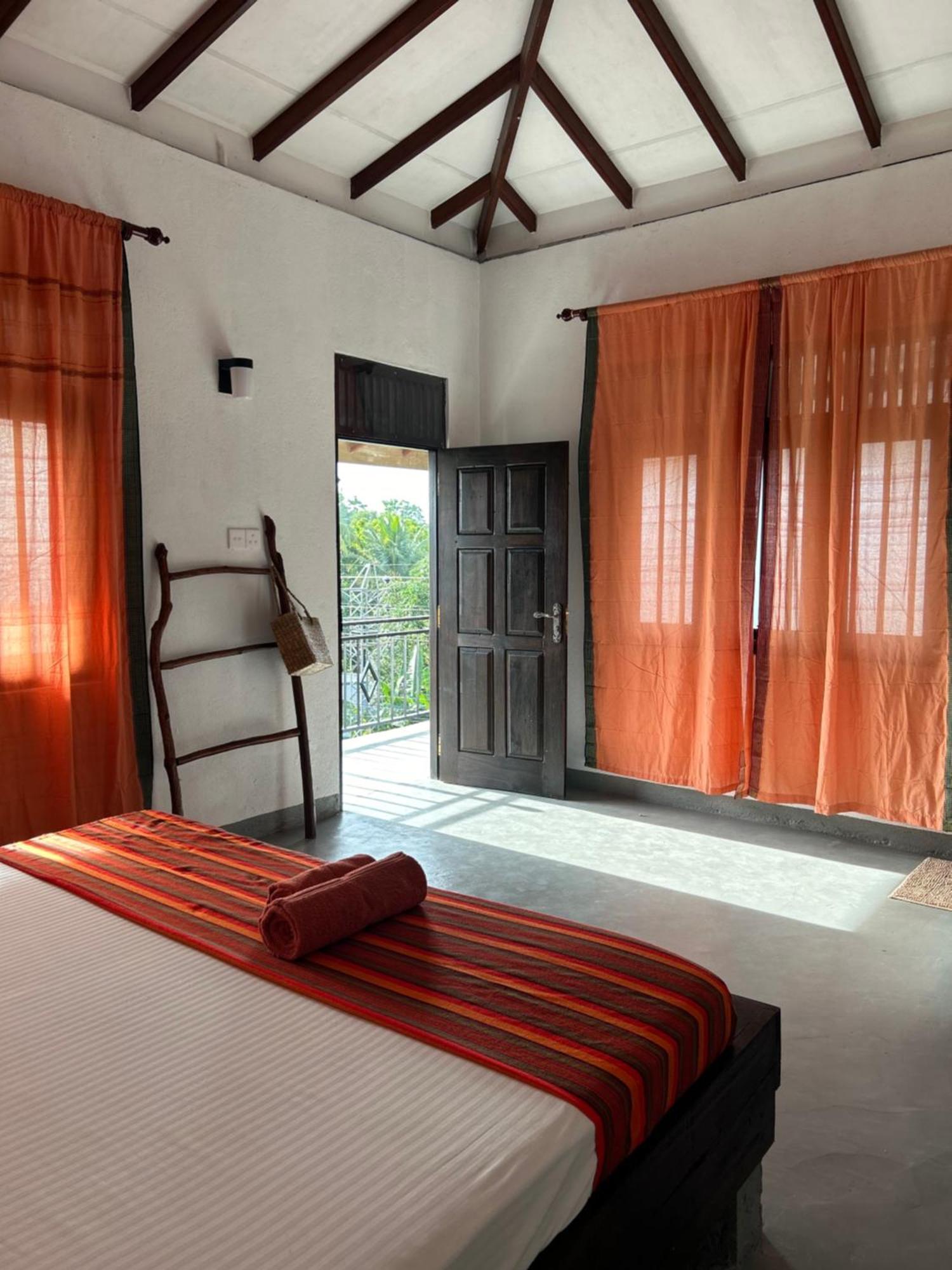 One Bhakthi Hotel Ahangama Buitenkant foto