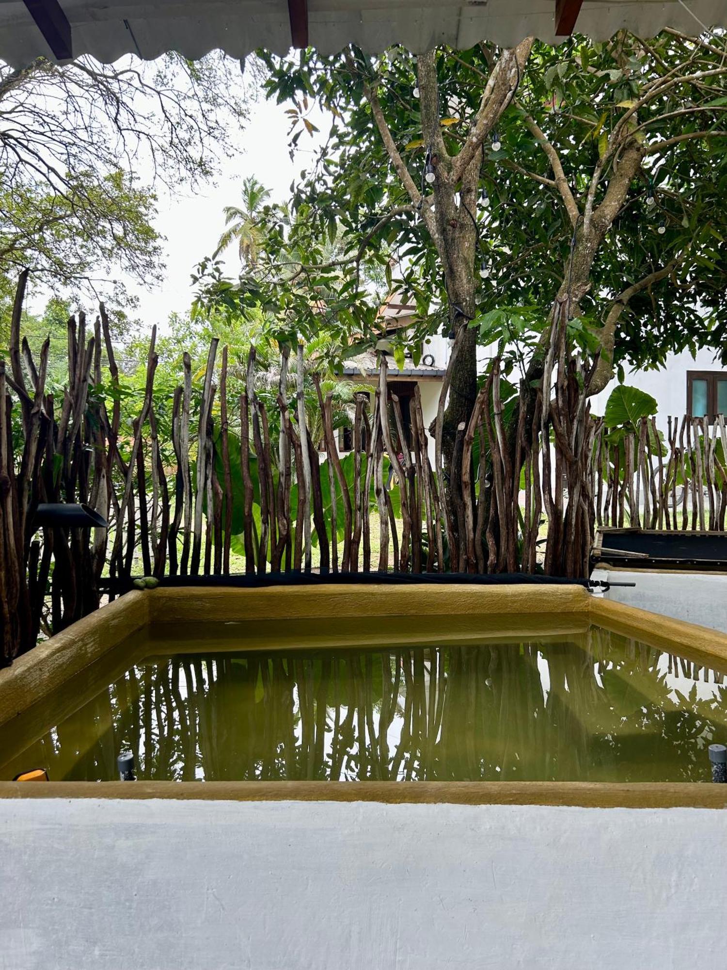 One Bhakthi Hotel Ahangama Buitenkant foto