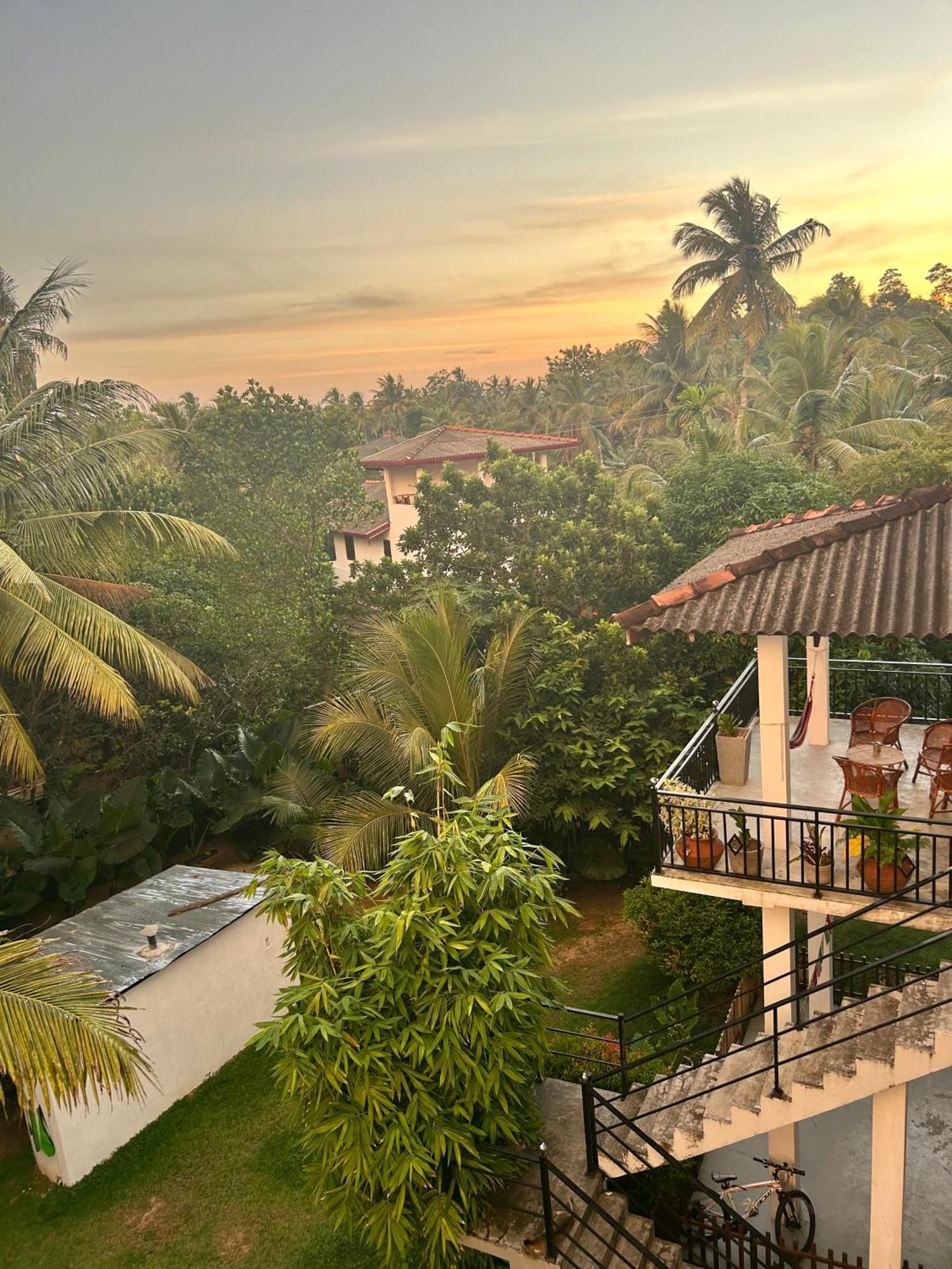 One Bhakthi Hotel Ahangama Buitenkant foto